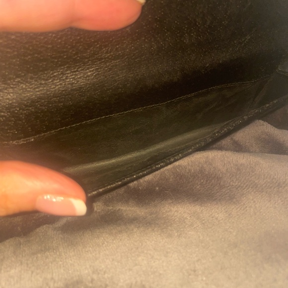 Gucci Black Wallet with Silver Detail - Picture 6 of 7